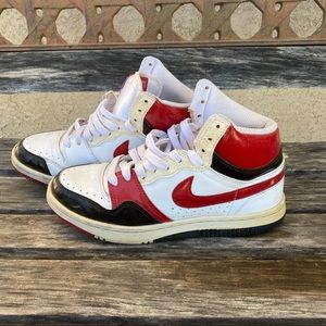 Nike court force shoes